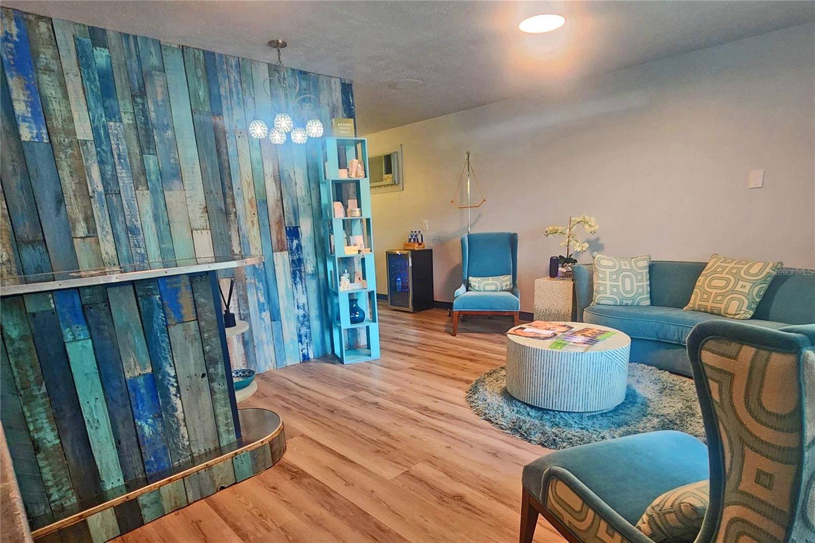 Image 50 of 91 For 16331 Cortez Boulevard