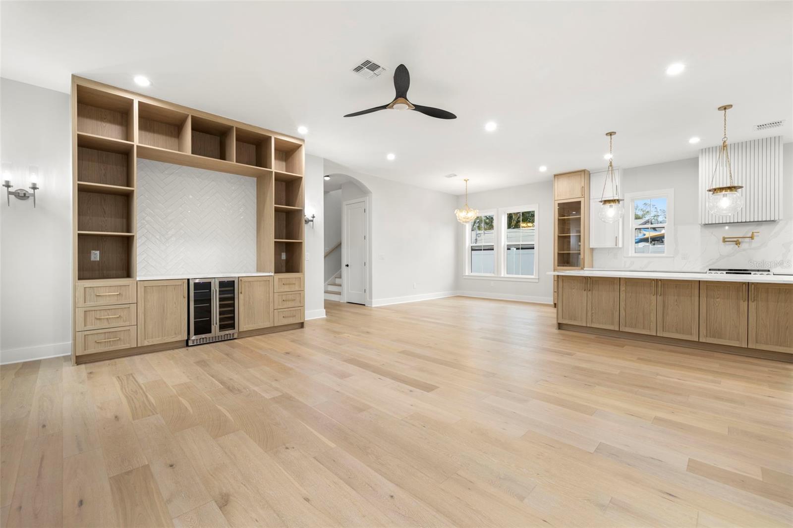 Image 32 of 38 For 782 48th Avenue N