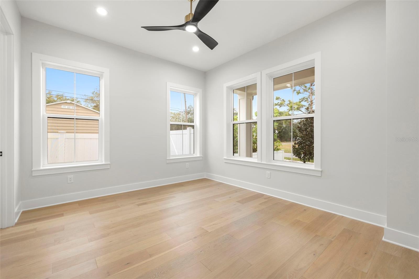 Image 35 of 38 For 782 48th Avenue N