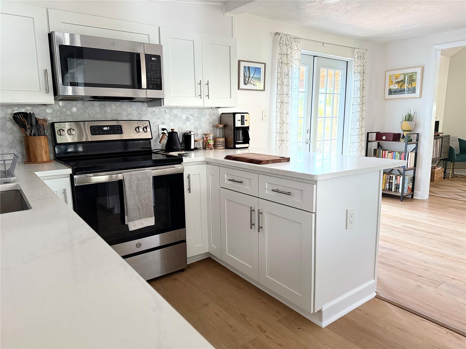 Image 10 of 56 For 5313 26th Avenue S