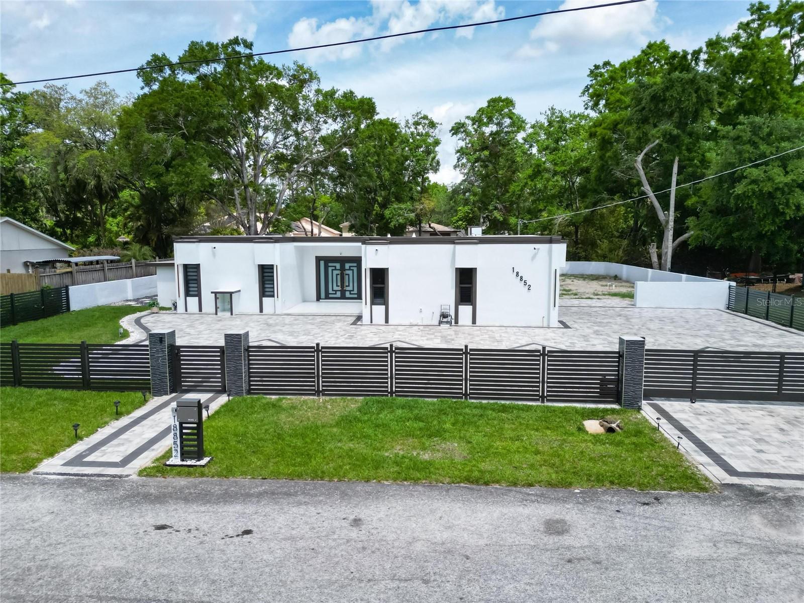 Details for 18852 Tracer Drive, LUTZ, FL 33549