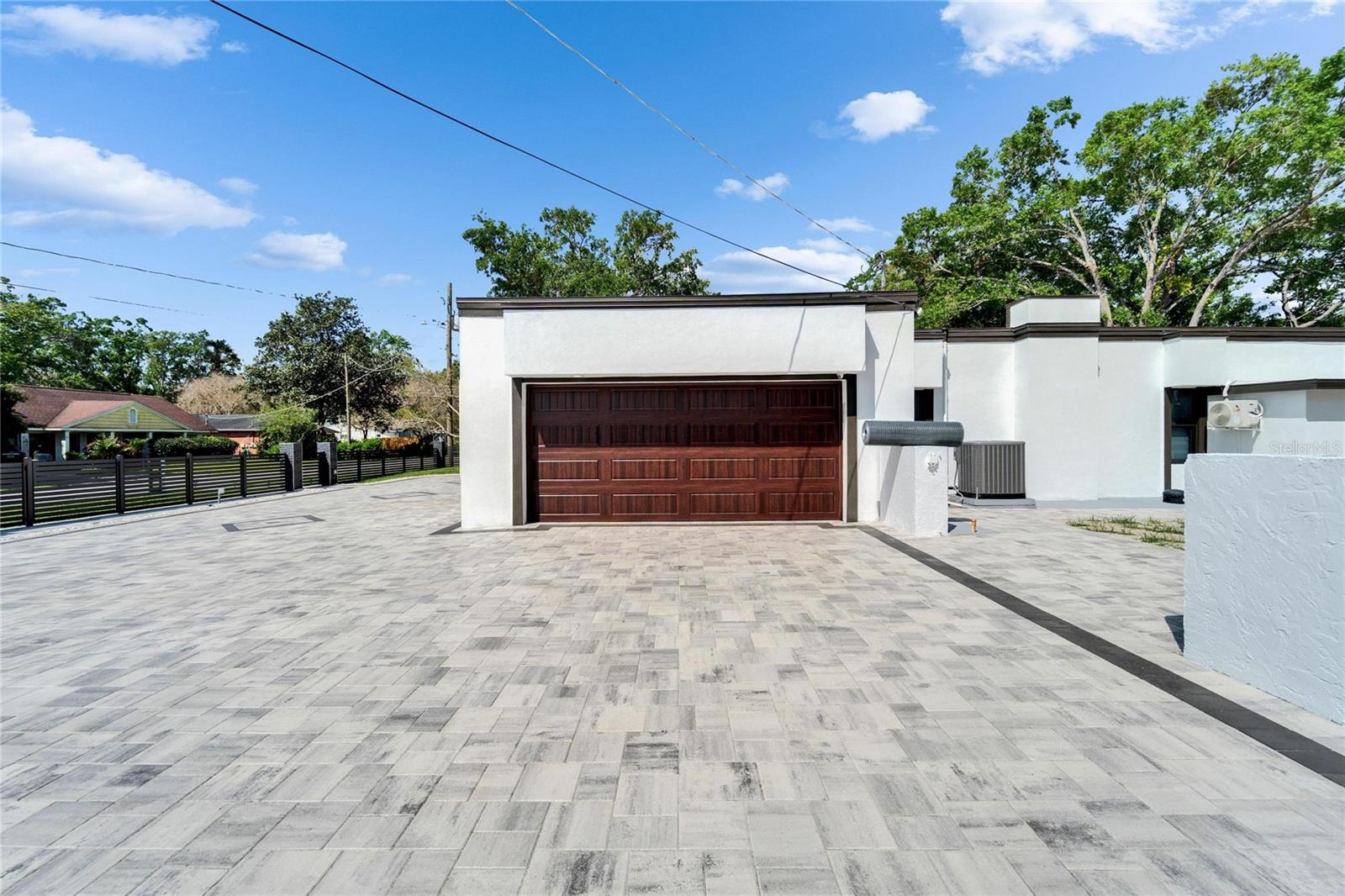 Image 12 of 100 For 18852 Tracer Drive