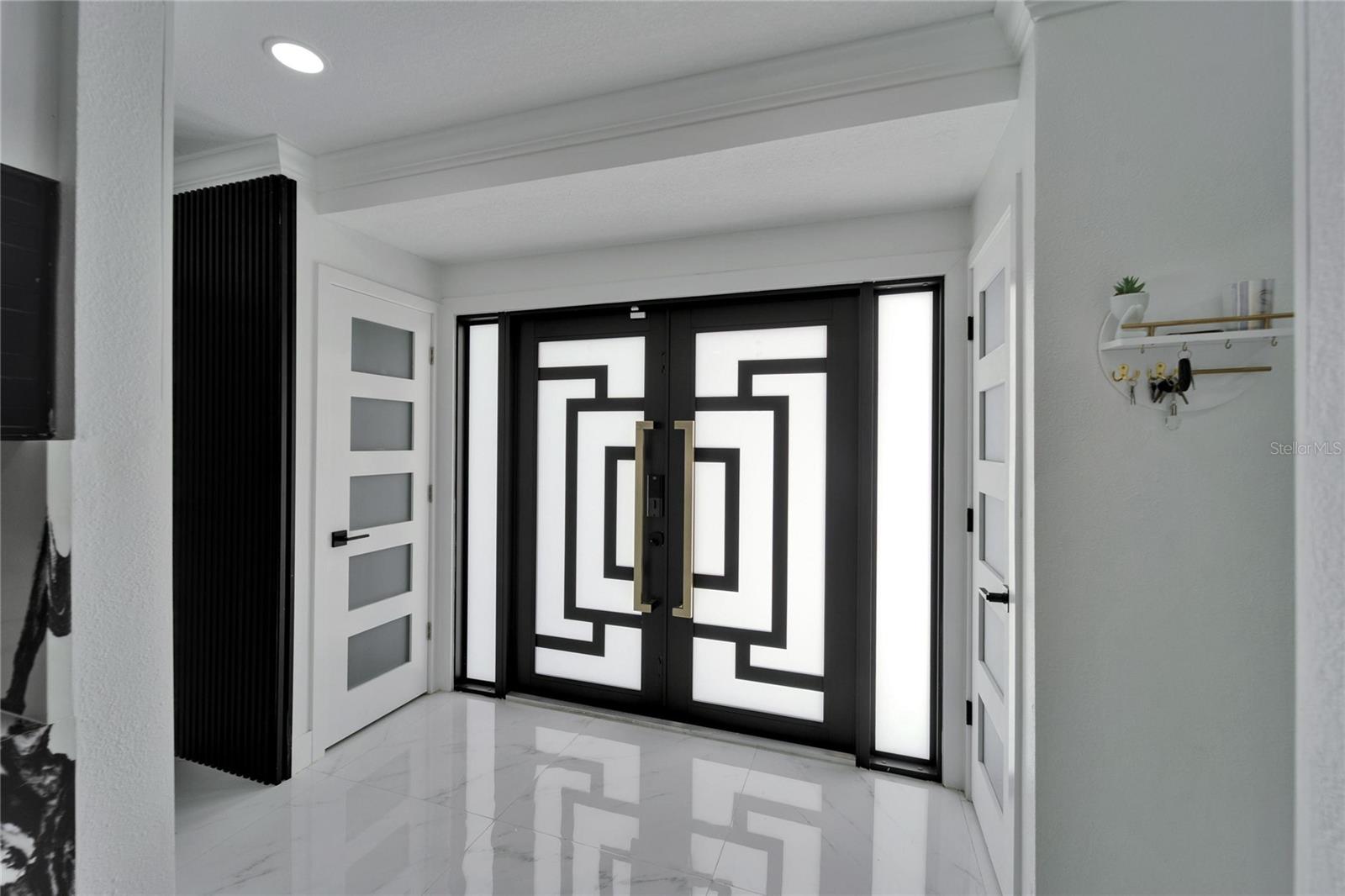 Image 36 of 100 For 18852 Tracer Drive