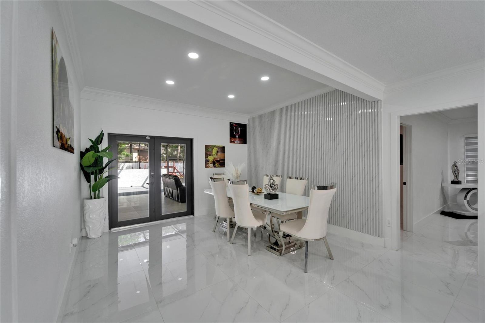 Image 41 of 100 For 18852 Tracer Drive