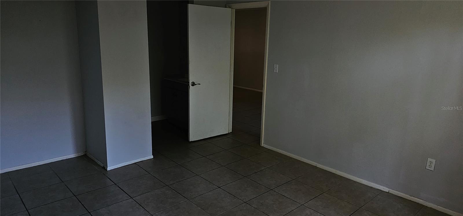 Image 13 of 27 For 11511 113th Street 4f