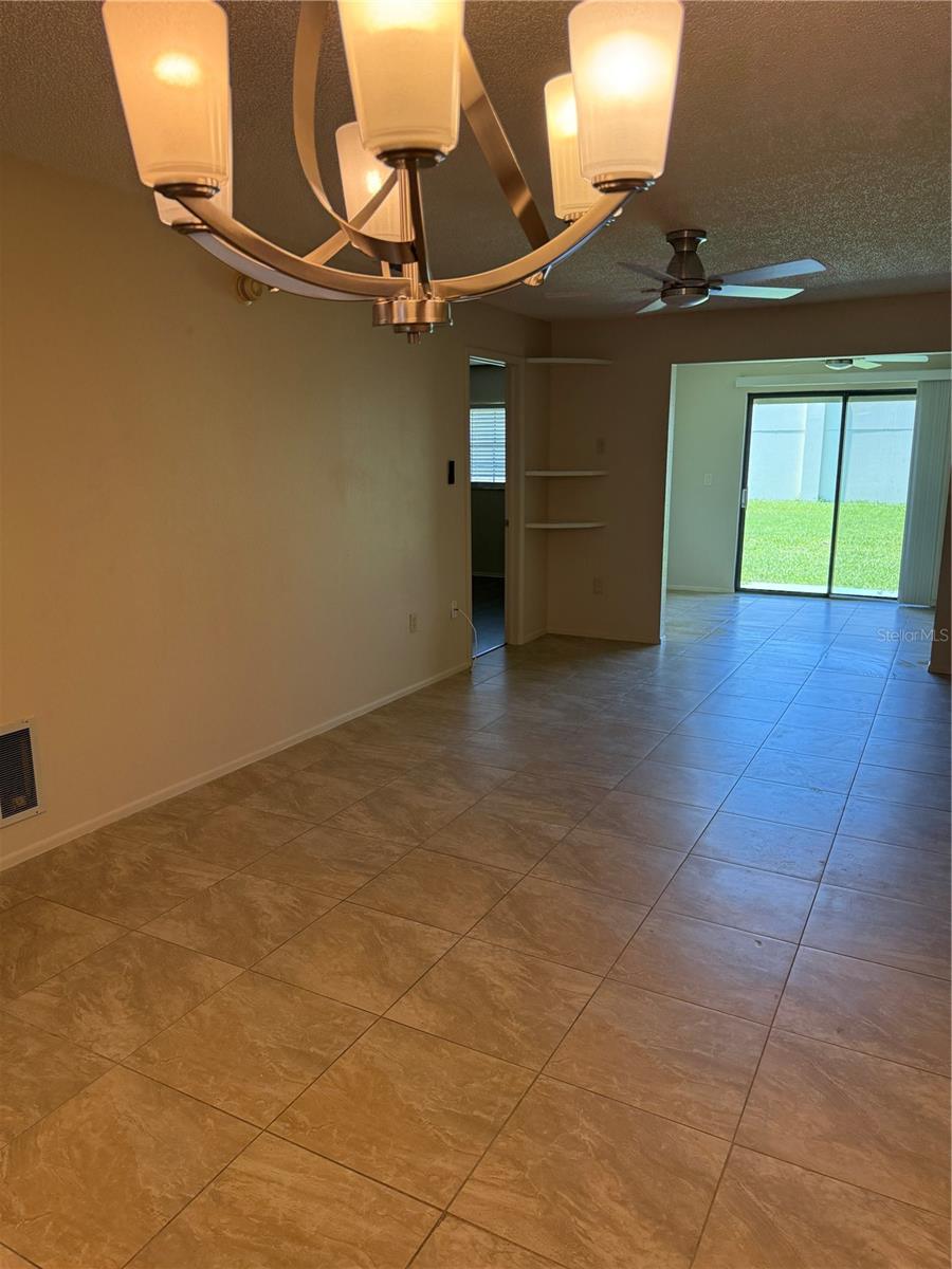 Image 15 of 29 For 13250 Ridge Road 1-6