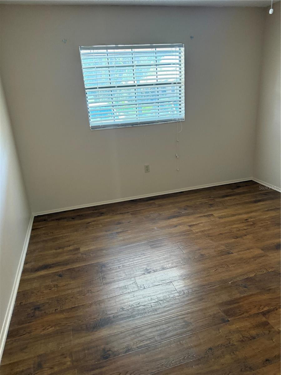 Image 18 of 29 For 13250 Ridge Road 1-6
