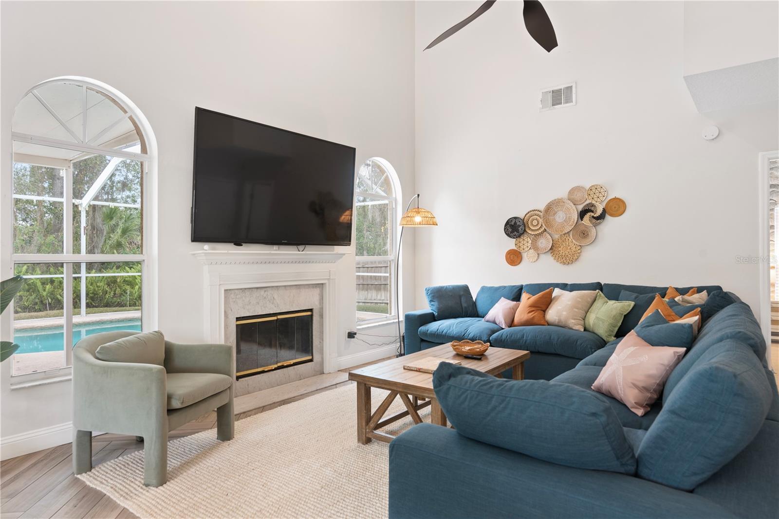 Image 19 of 37 For 11107 Indian Oaks Drive