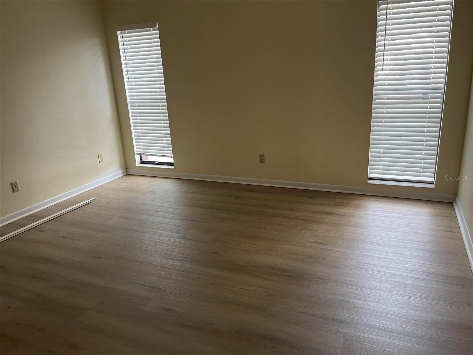 Image 29 of 31 For 1200 Tarpon Woods Boulevard Q9