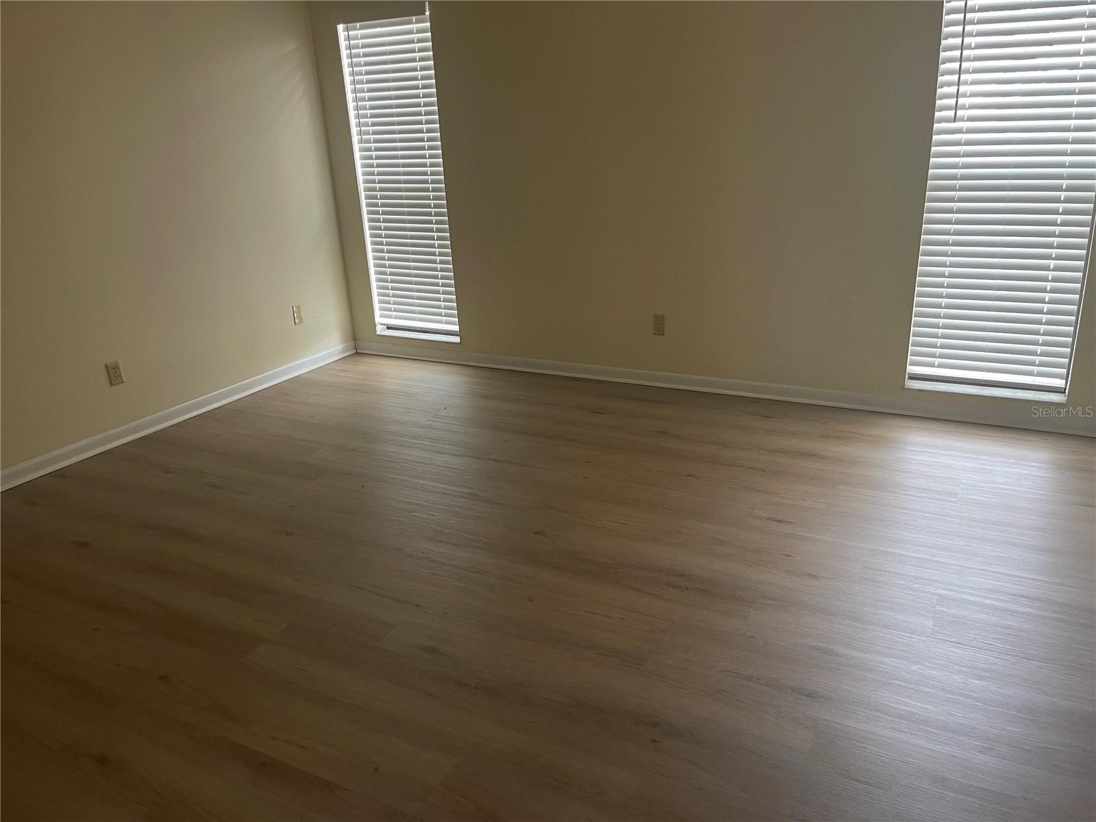 Image 8 of 26 For 1200 Tarpon Woods Boulevard Q9