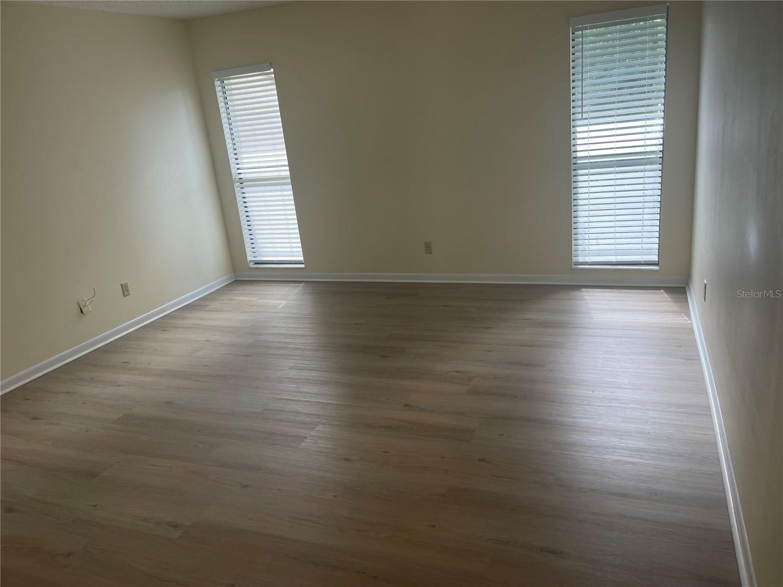Image 9 of 26 For 1200 Tarpon Woods Boulevard Q9
