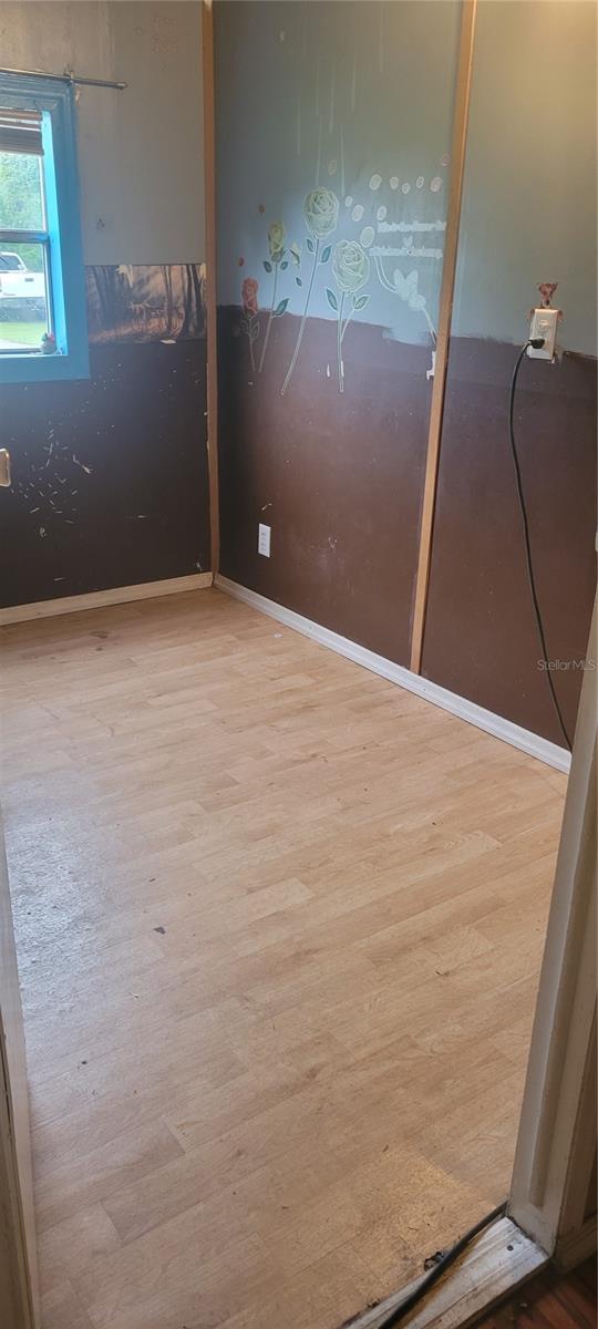 Image 8 of 18 For 5211 Coronet Road