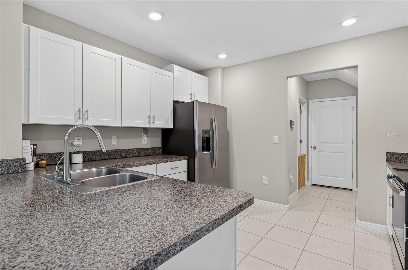 Image 16 of 63 For 7225 Spring Snowflake Avenue