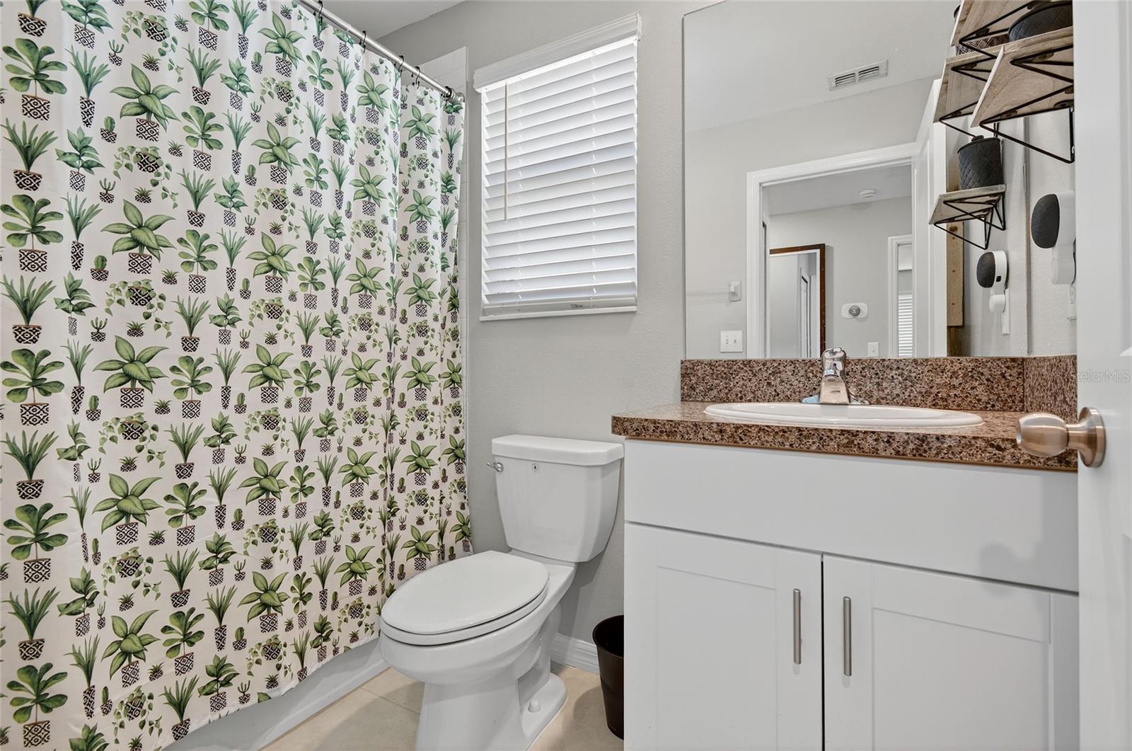 Image 17 of 63 For 7225 Spring Snowflake Avenue