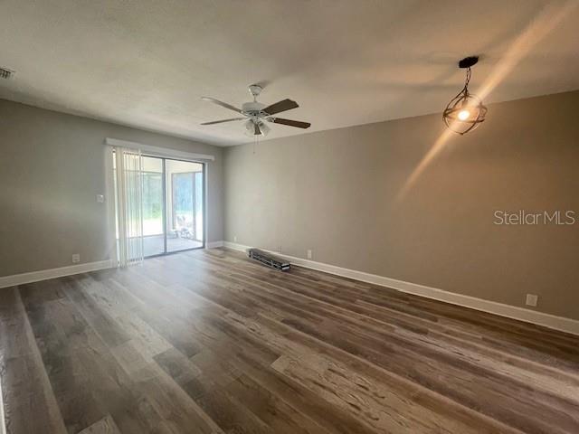 Image 10 of 14 For 3620 Willow Oak Road
