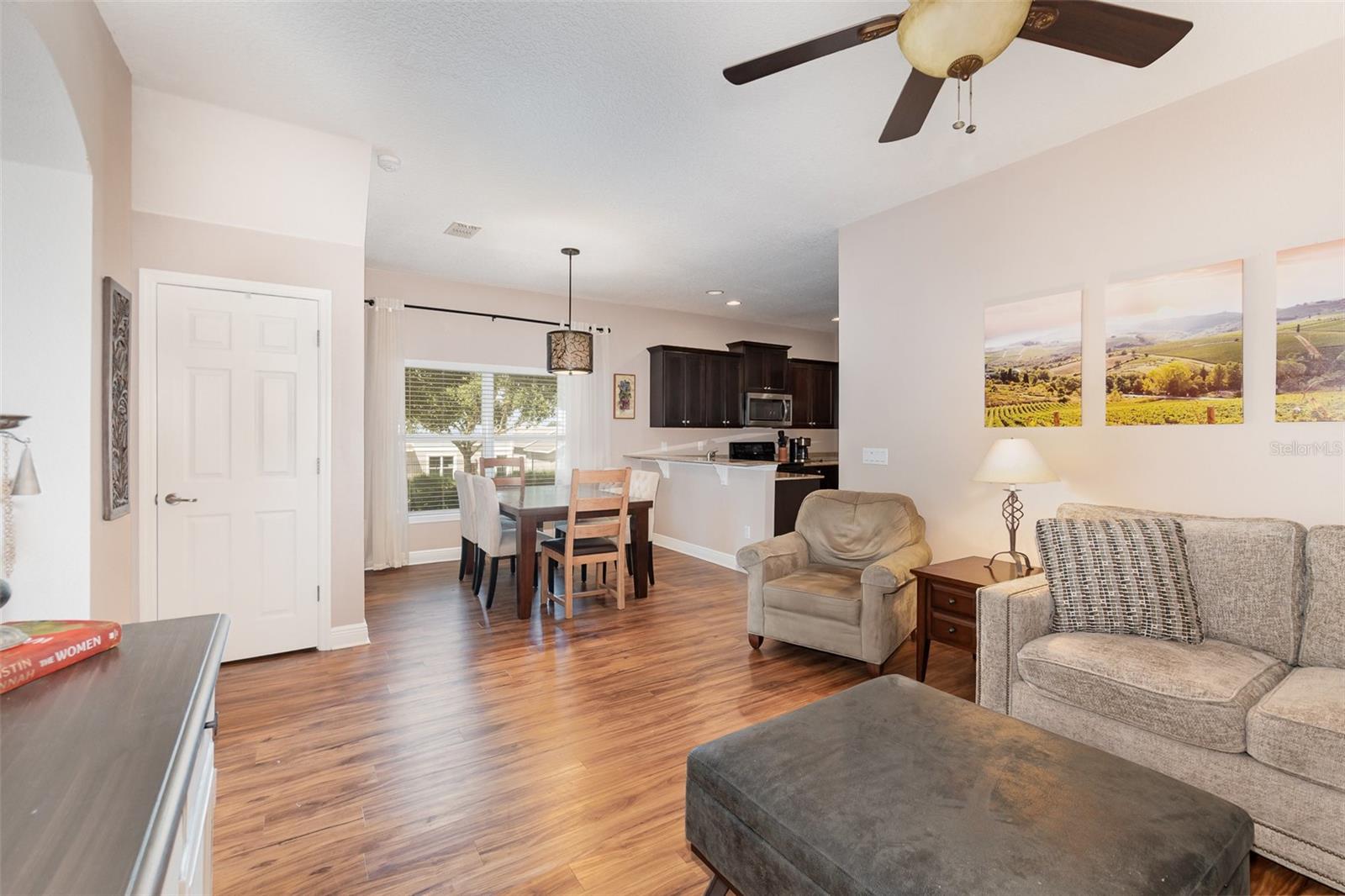 Image 5 of 28 For 1395 Alston Bay Boulevard