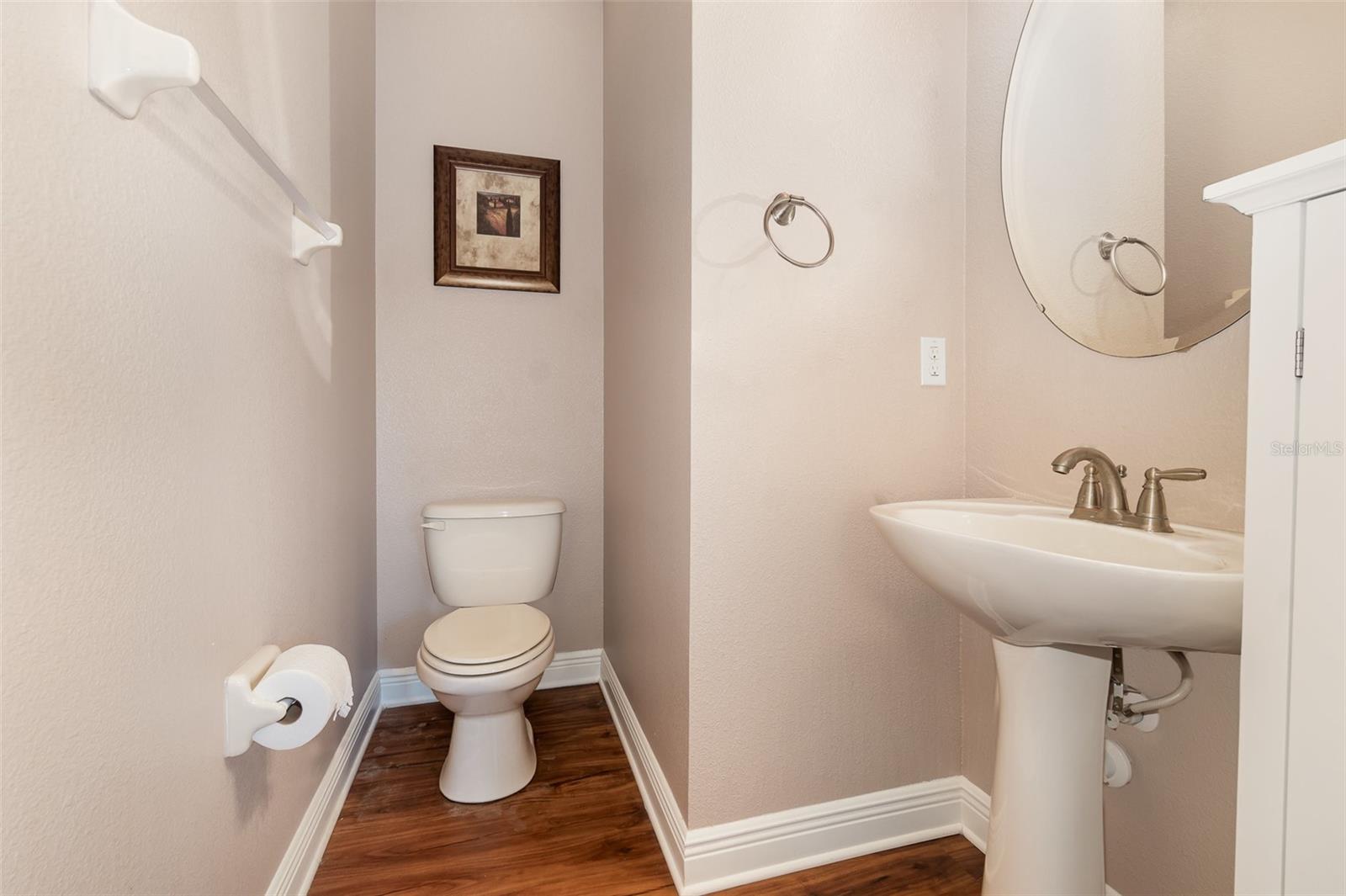 Image 9 of 28 For 1395 Alston Bay Boulevard