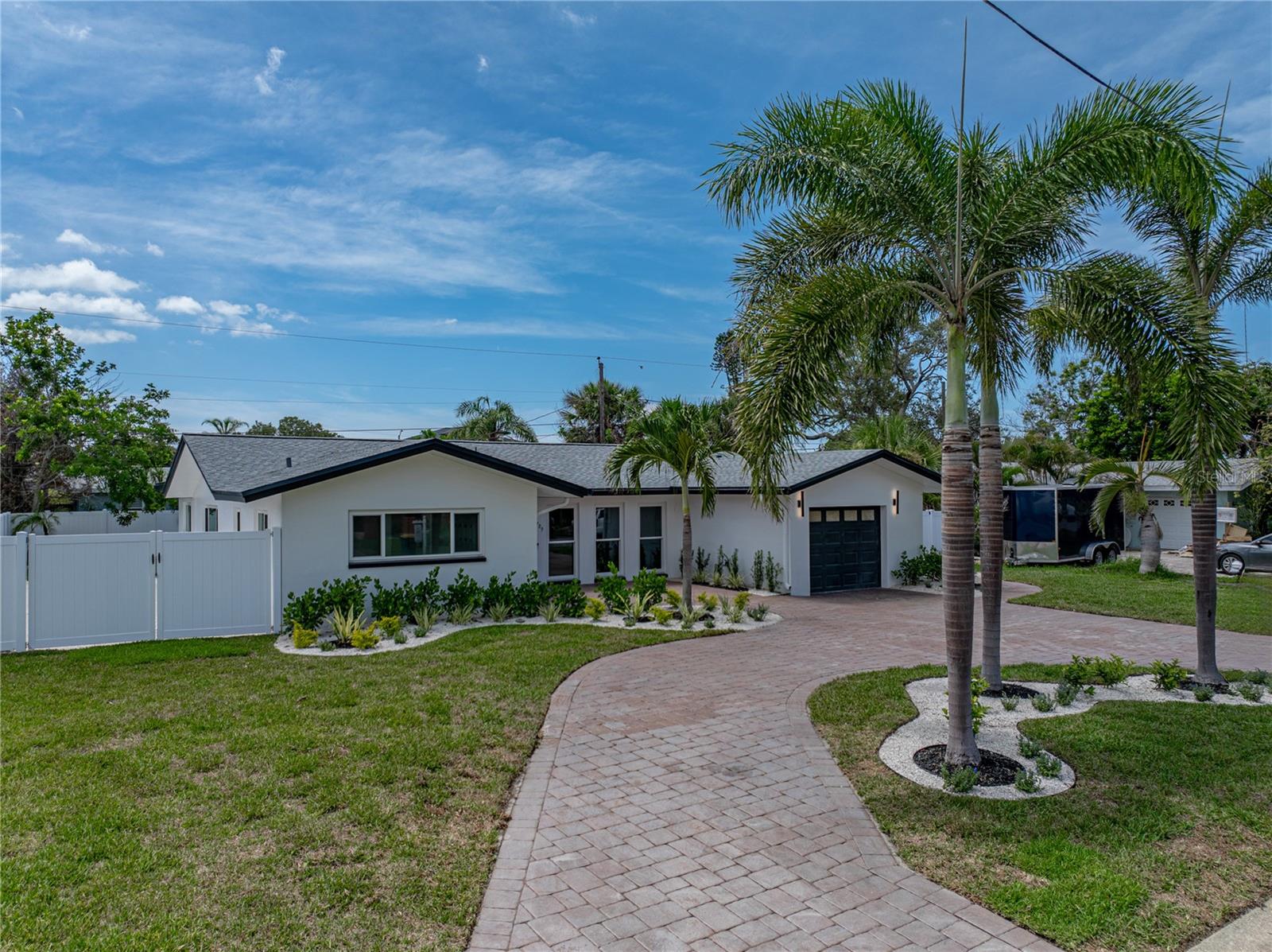 Image 6 of 98 For 6709 Cardinal Drive S
