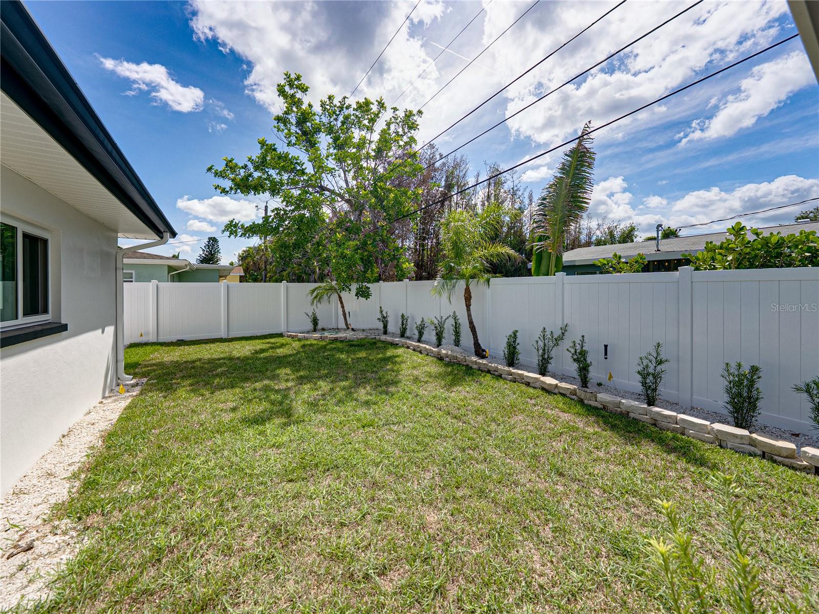Image 74 of 98 For 6709 Cardinal Drive S