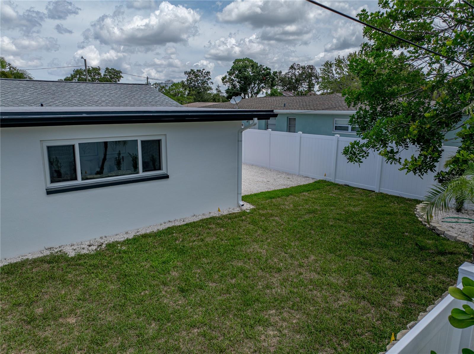 Image 77 of 98 For 6709 Cardinal Drive S