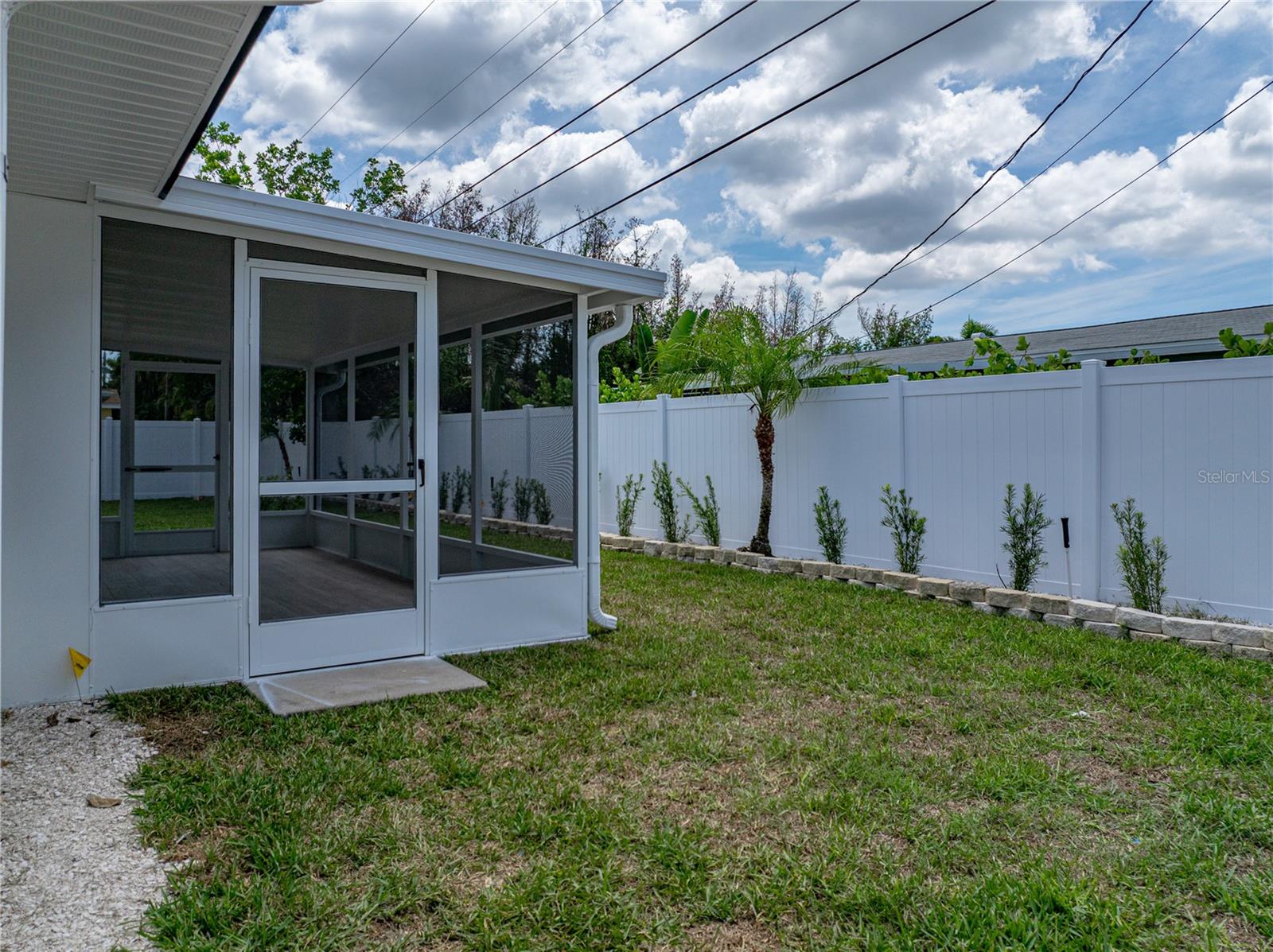 Image 80 of 98 For 6709 Cardinal Drive S