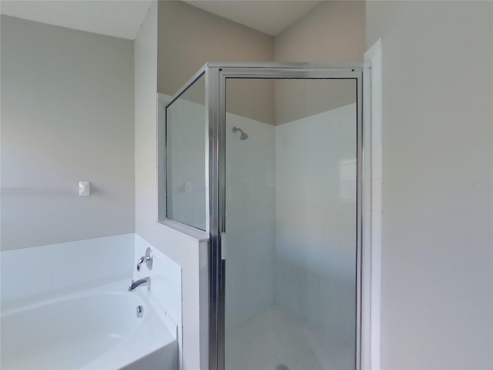 Image 10 of 26 For 31333 Heatherstone Drive