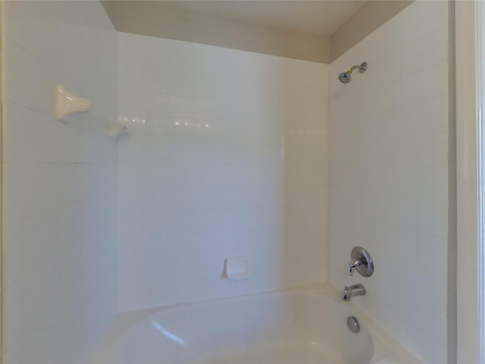 Image 14 of 26 For 31333 Heatherstone Drive
