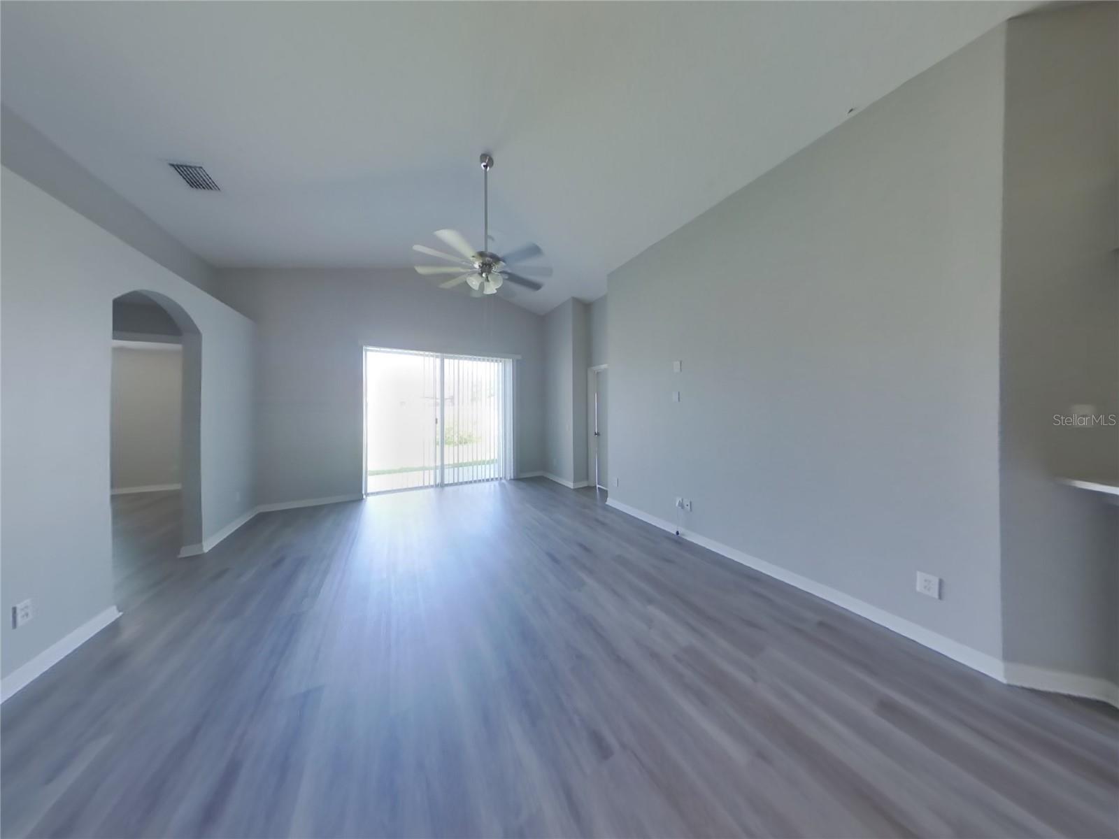 Image 21 of 26 For 31333 Heatherstone Drive
