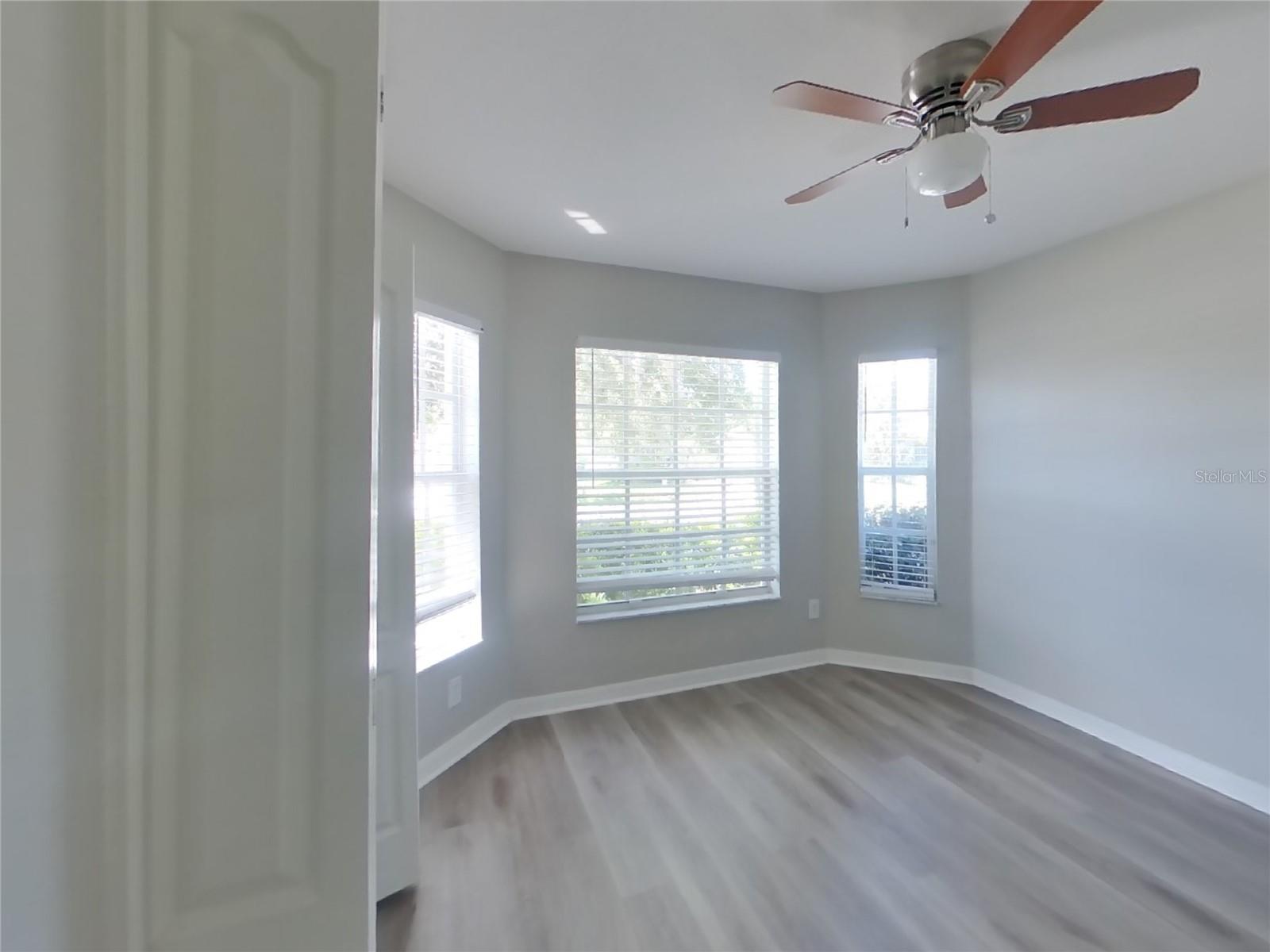Image 7 of 26 For 31333 Heatherstone Drive
