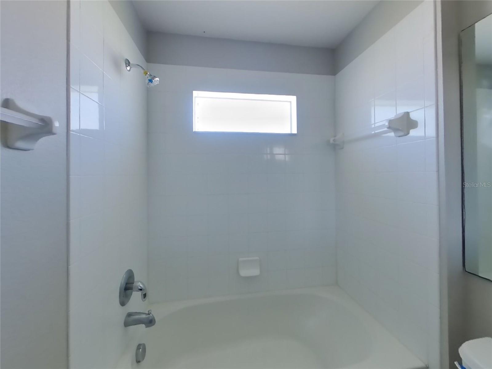 Image 8 of 26 For 31333 Heatherstone Drive