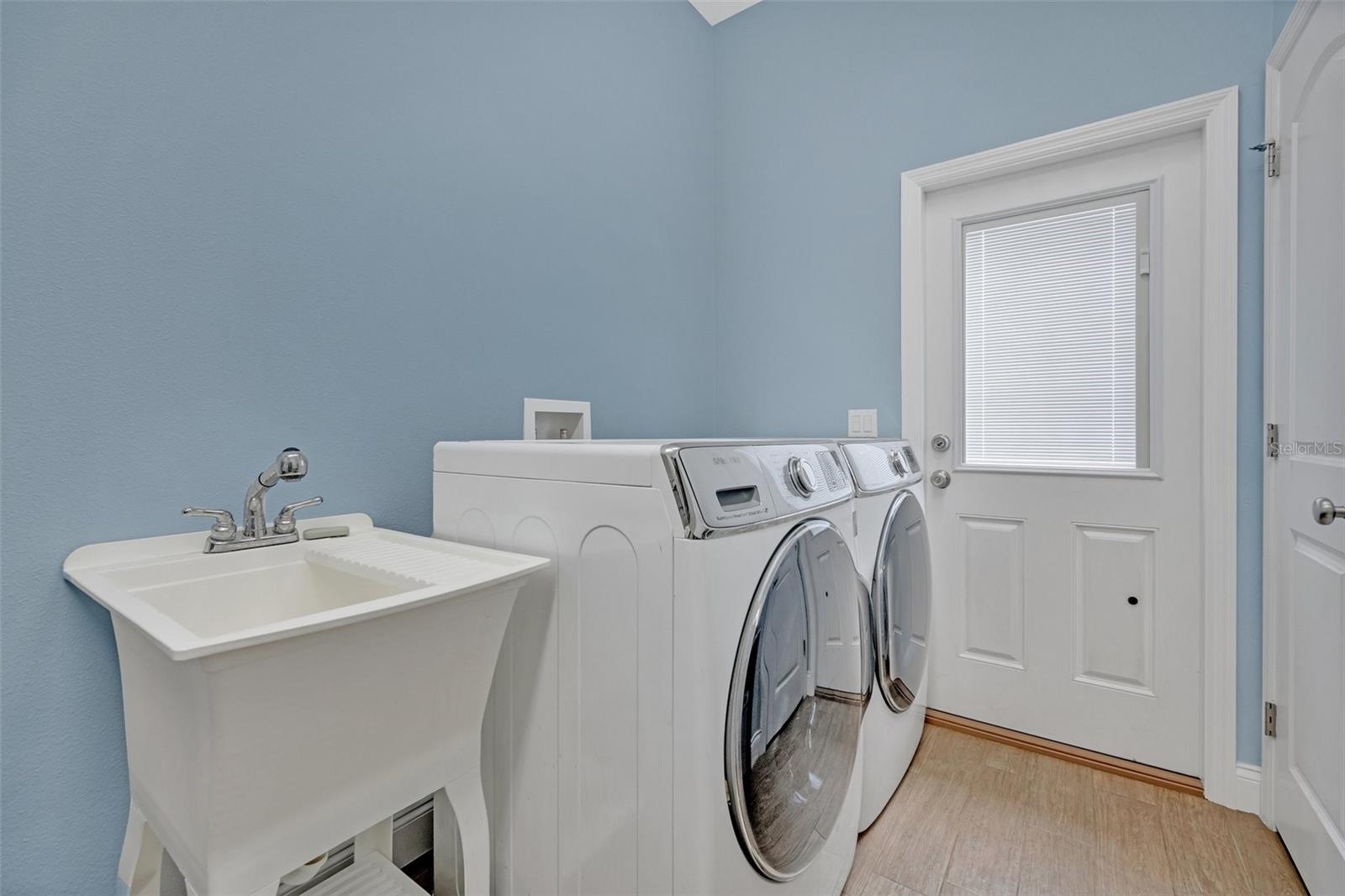 Listing photo id 27 for 9824 Brantley Road