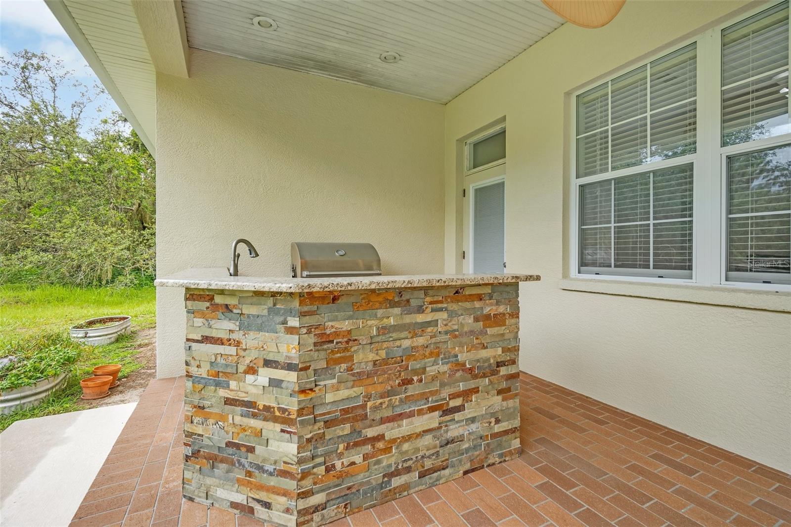 Listing photo id 29 for 9824 Brantley Road