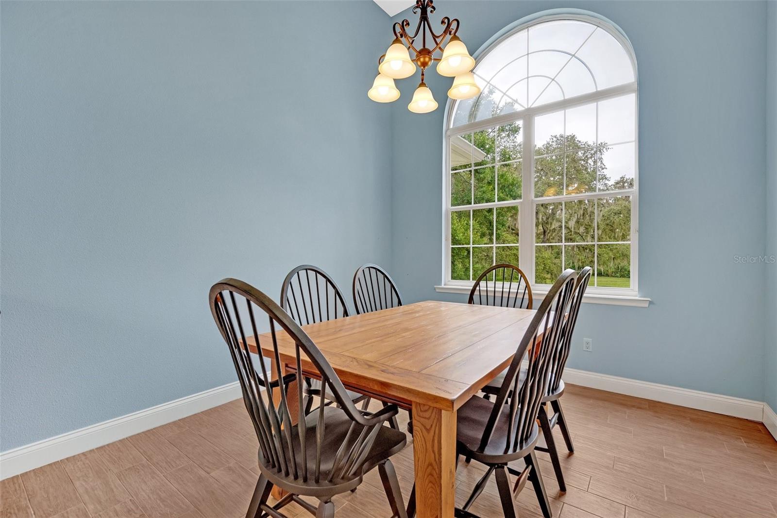 Listing photo id 2 for 9824 Brantley Road