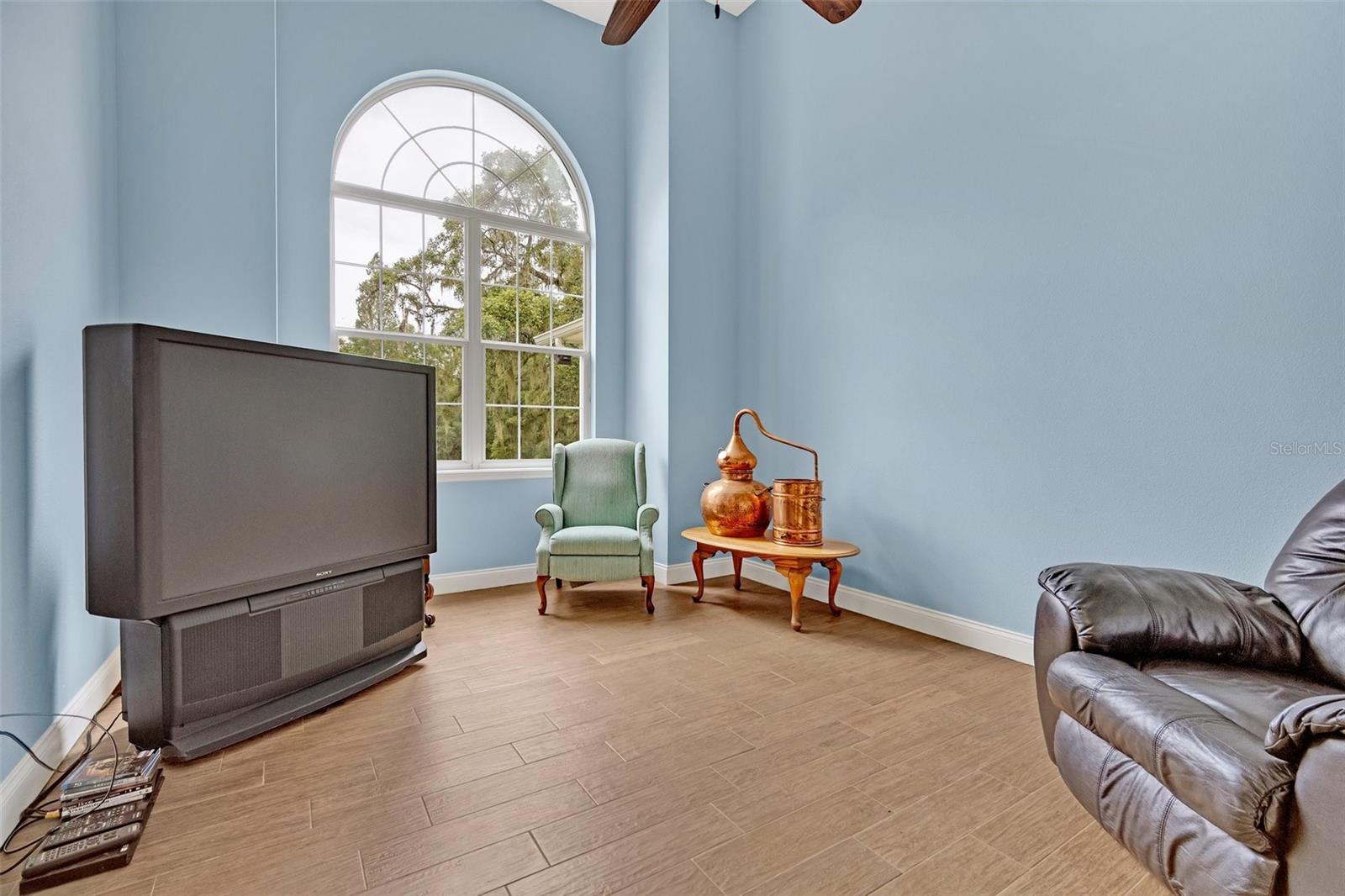 Listing photo id 3 for 9824 Brantley Road