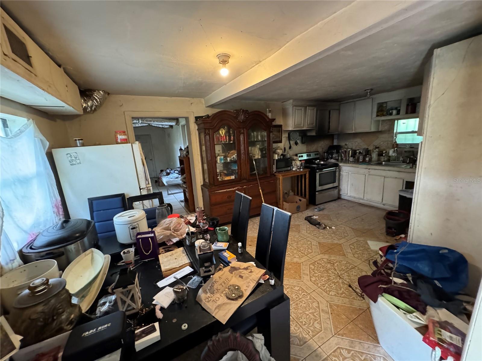 Image 18 of 27 For 6951 5th Court