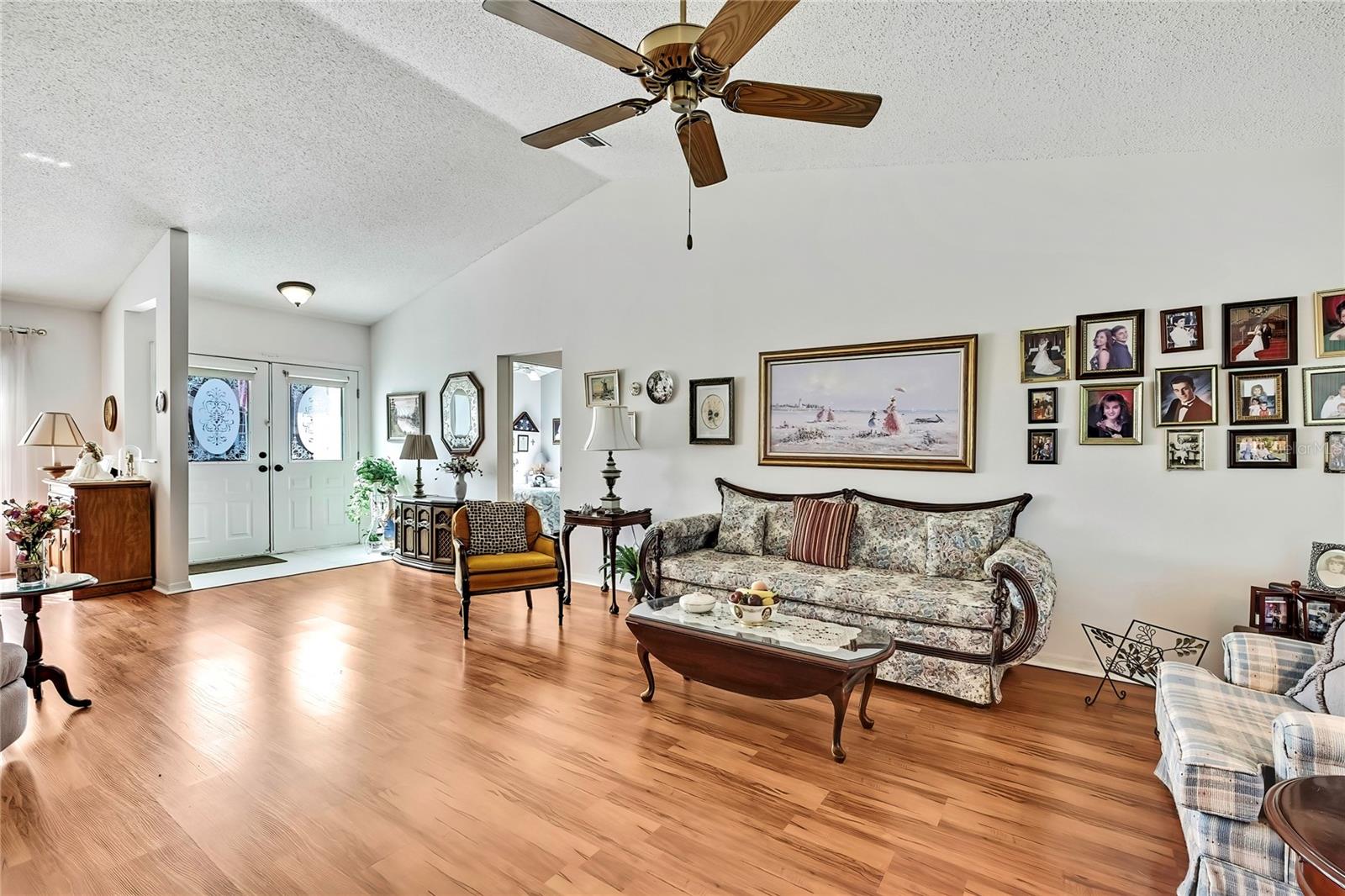 Image 12 of 39 For 5069 Gaston Street