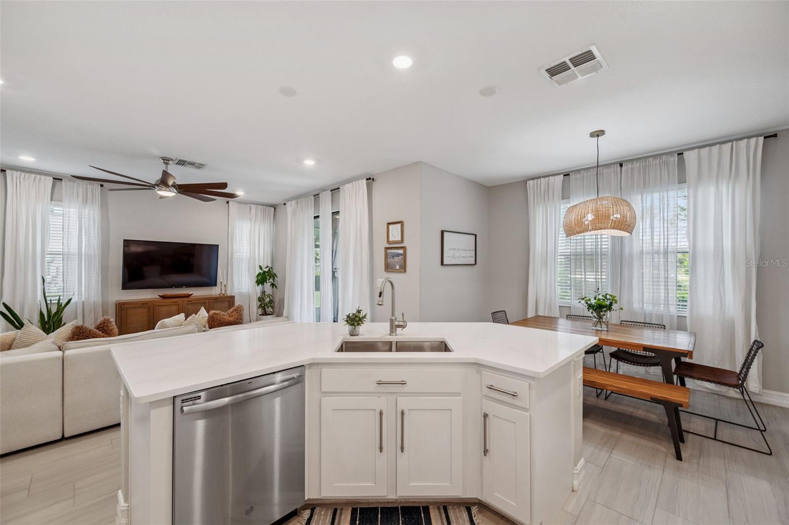 Image 13 of 88 For 4869 San Martino Drive