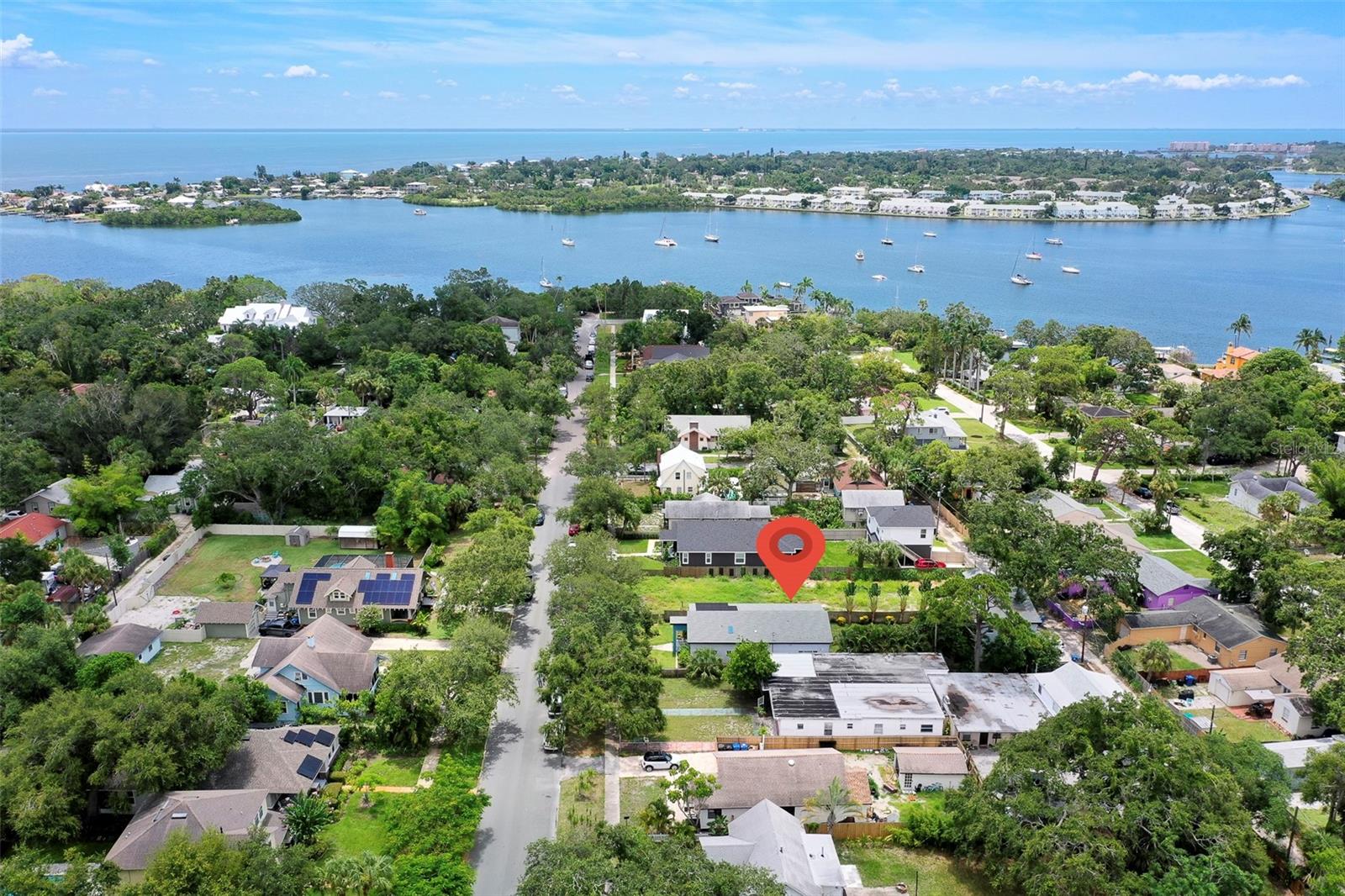 Image 42 of 45 For 2637 Bayside Drive S