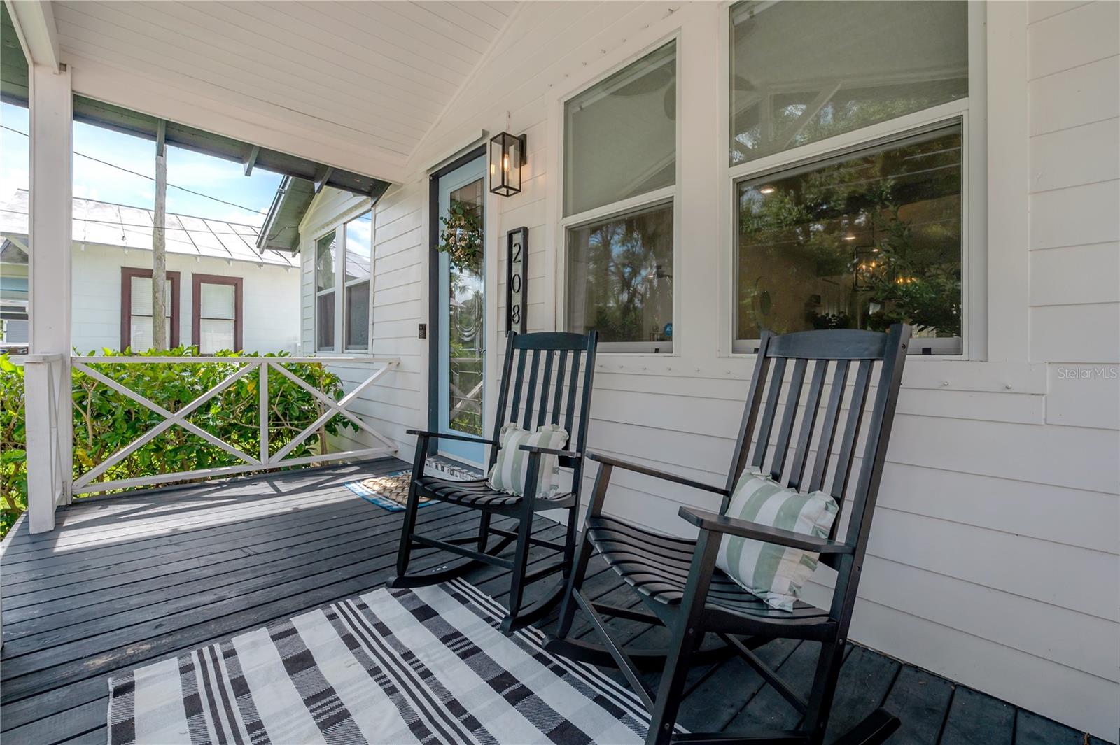 Image 2 of 43 For 208 Floribraska Avenue