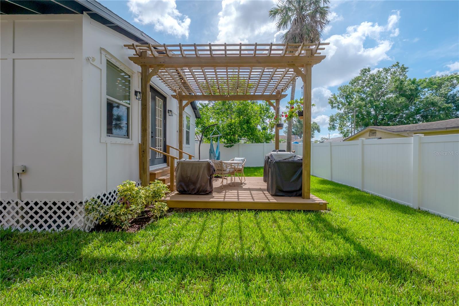 Image 37 of 43 For 208 Floribraska Avenue