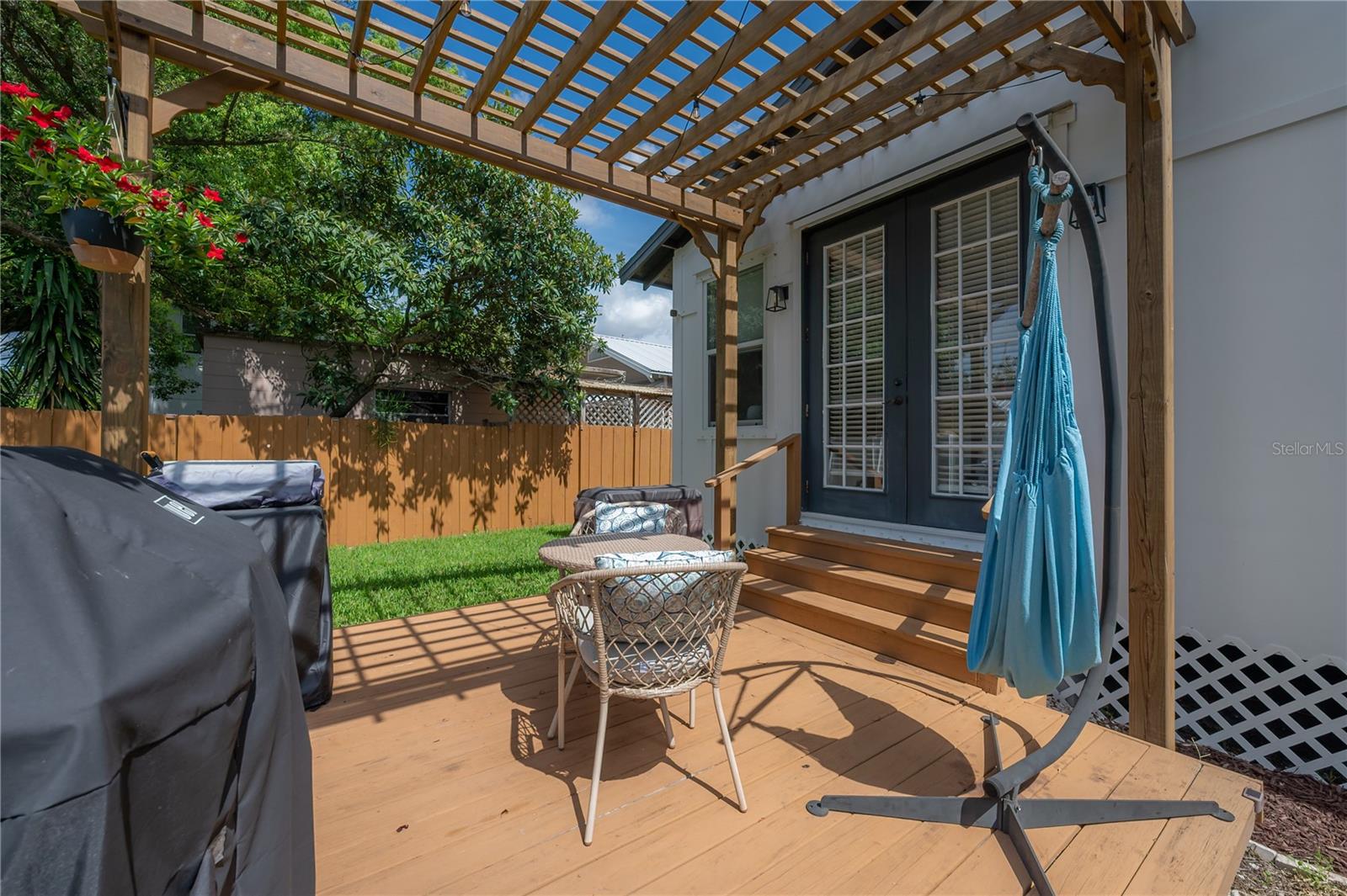 Image 39 of 43 For 208 Floribraska Avenue