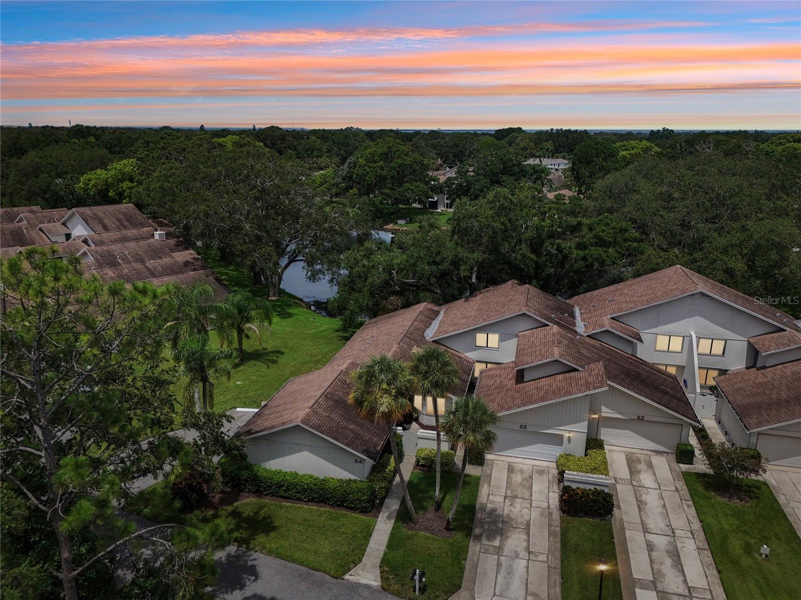 Listing photo id 1 for 545 Westlake Boulevard 64