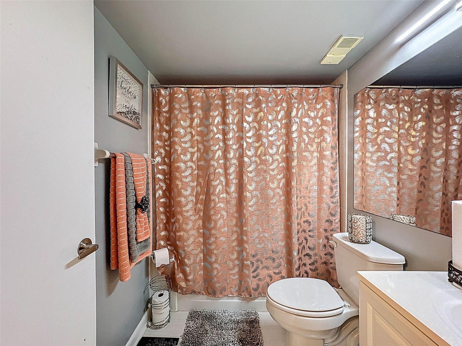 Image 22 of 41 For 3188 Lake Pine Way S B1