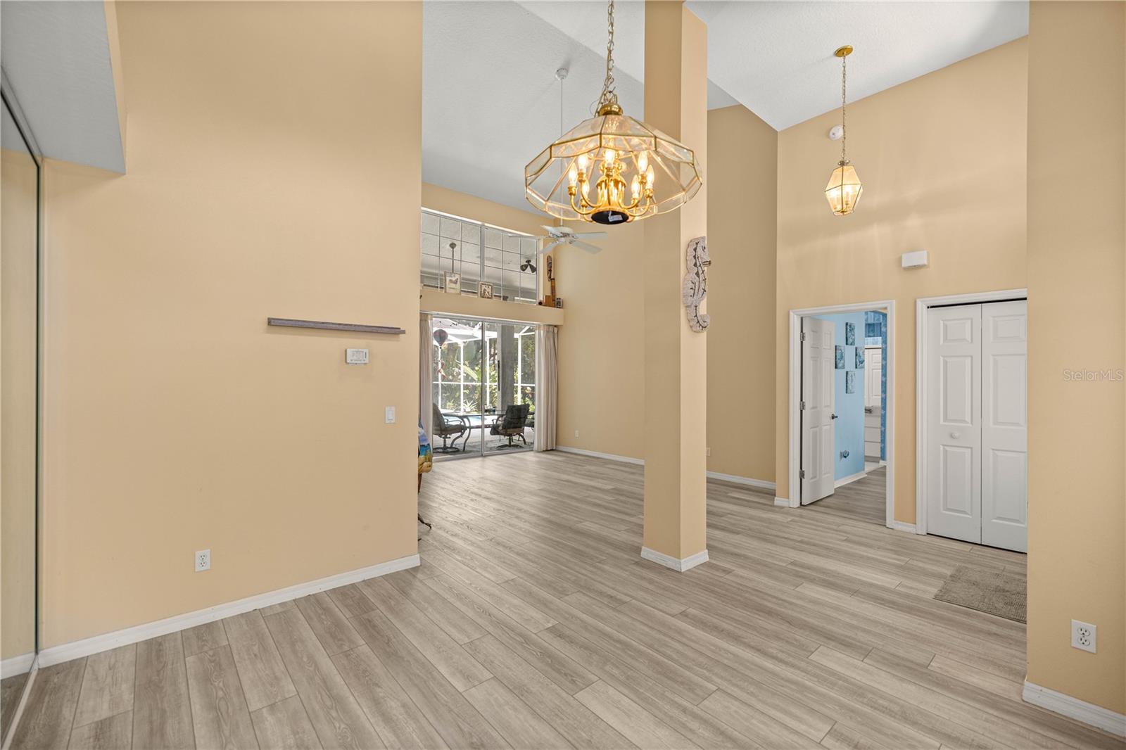 Image 6 of 39 For 9790 194th Circle