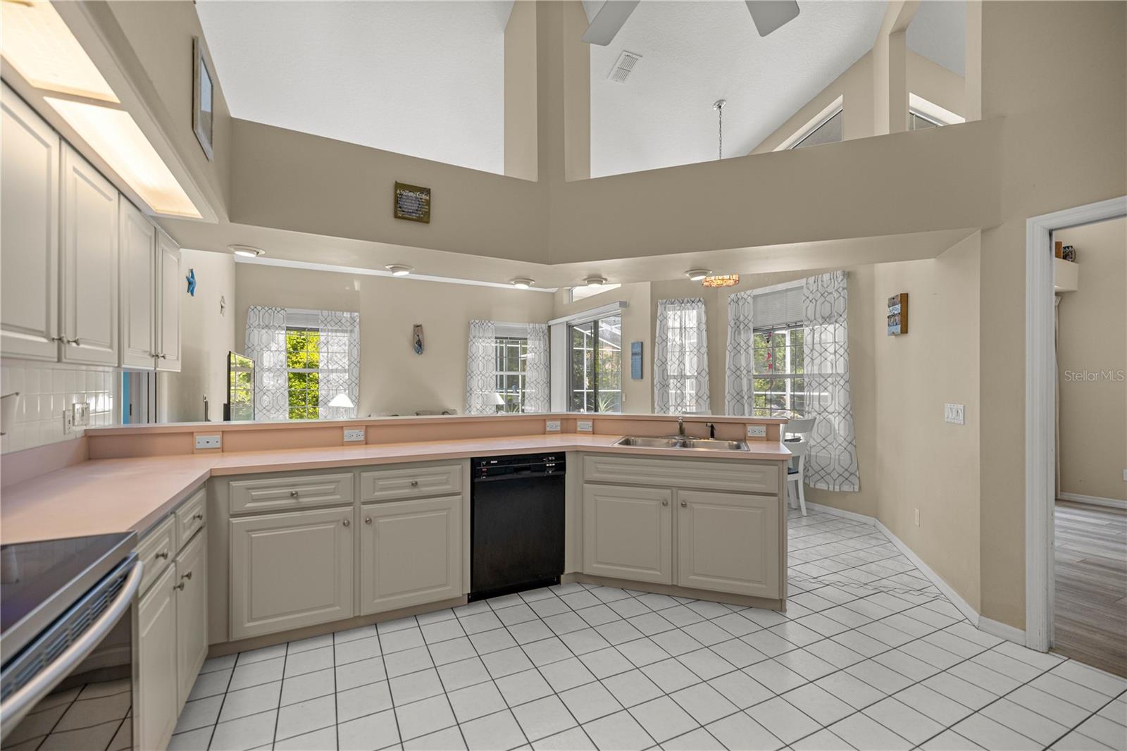Image 8 of 39 For 9790 194th Circle