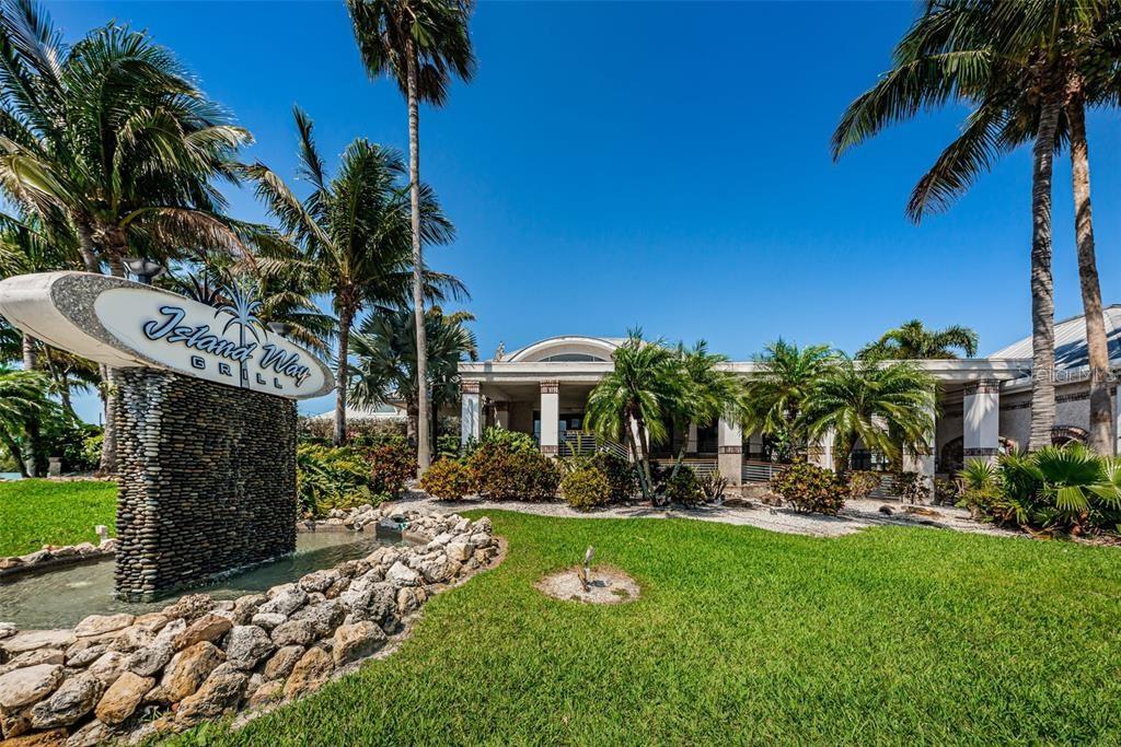 Listing photo id 22 for 400 Island Way 503