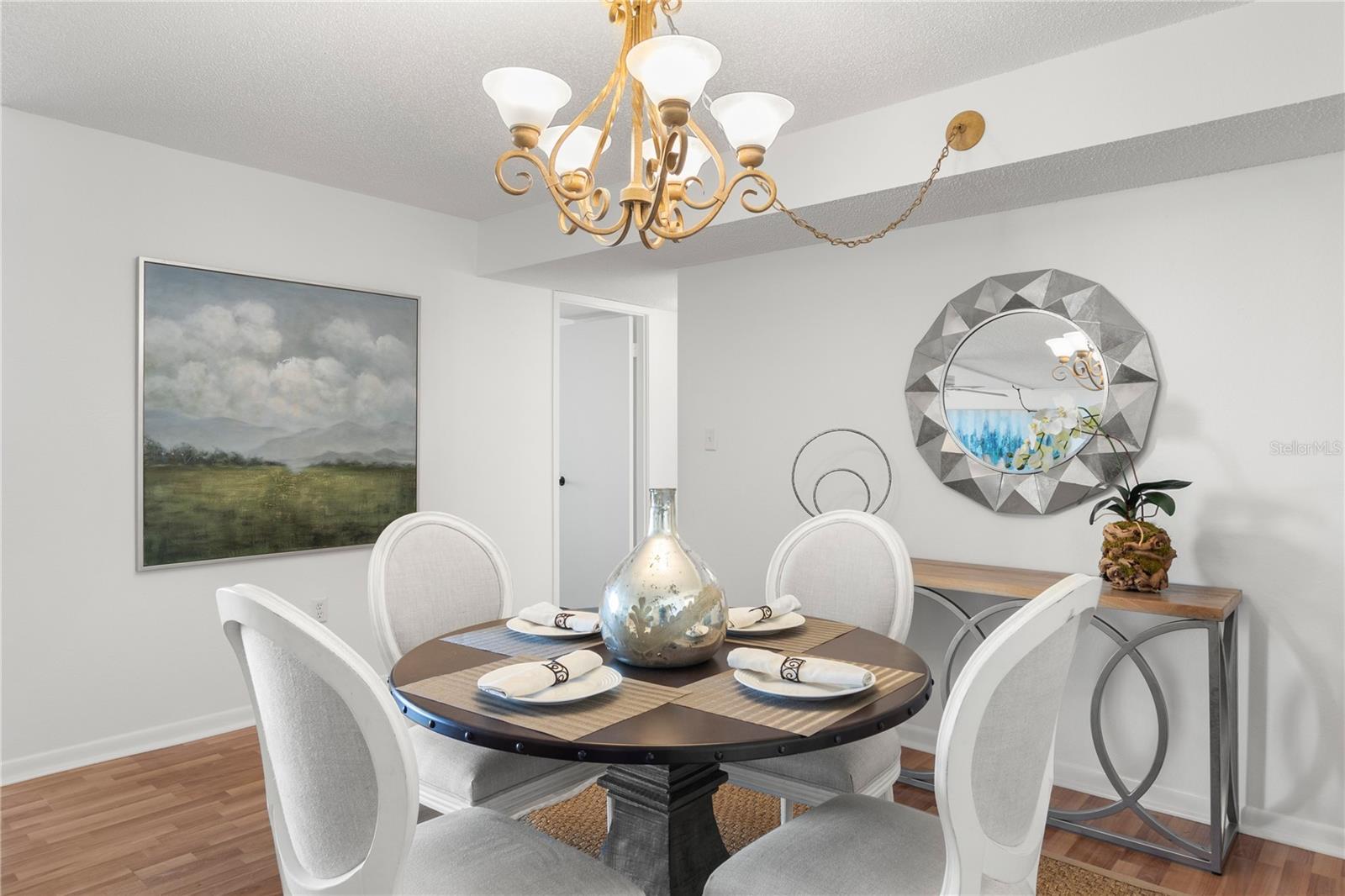 Listing photo id 6 for 400 Island Way 503