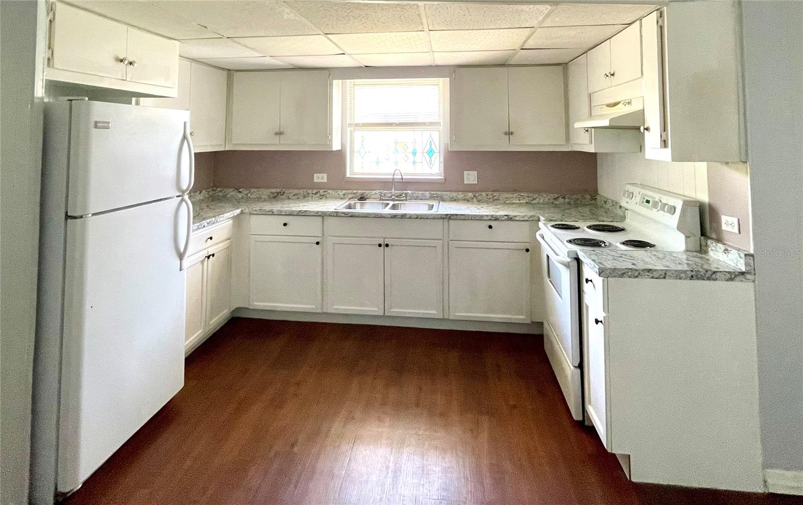Image 7 of 15 For 401 1st Avenue 409