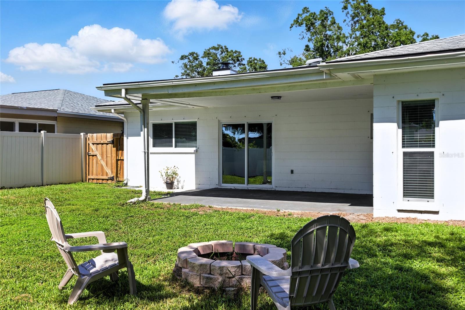 Listing photo id 44 for 10302 Oakhaven Drive