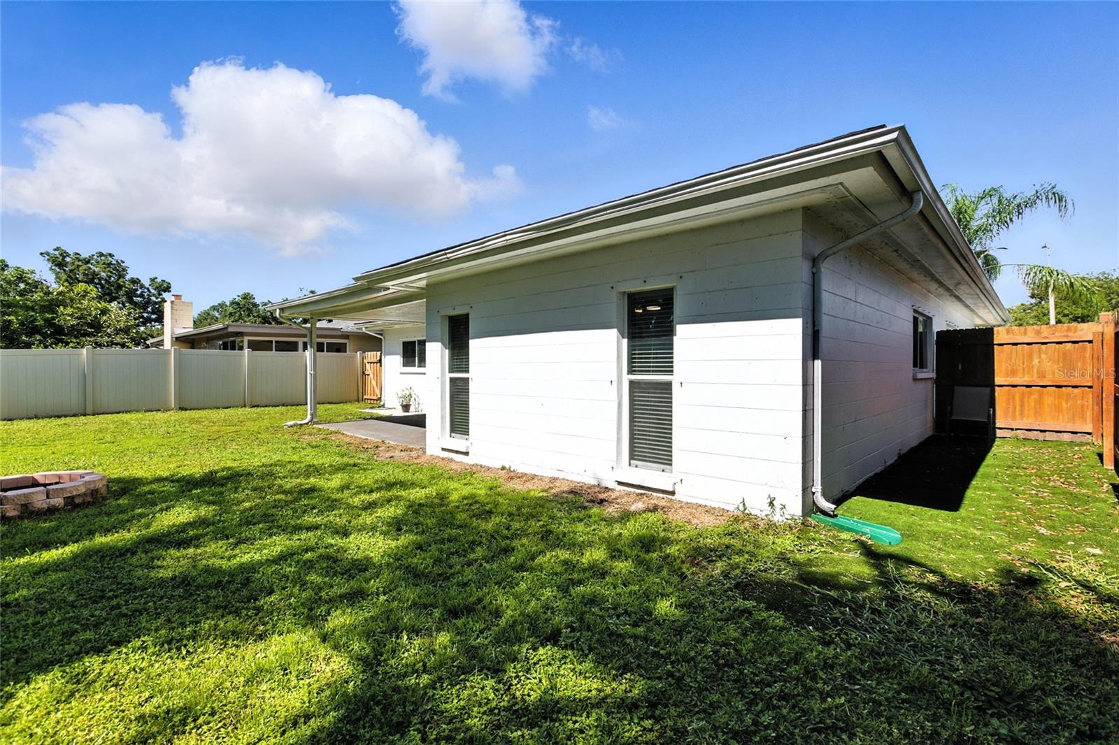 Listing photo id 50 for 10302 Oakhaven Drive
